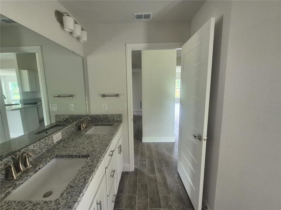 For Sale: $552,450 (4 beds, 2 baths, 2330 Square Feet)