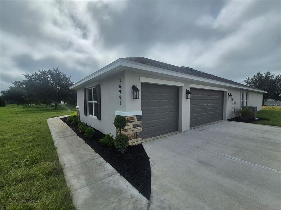 For Sale: $552,450 (4 beds, 2 baths, 2330 Square Feet)