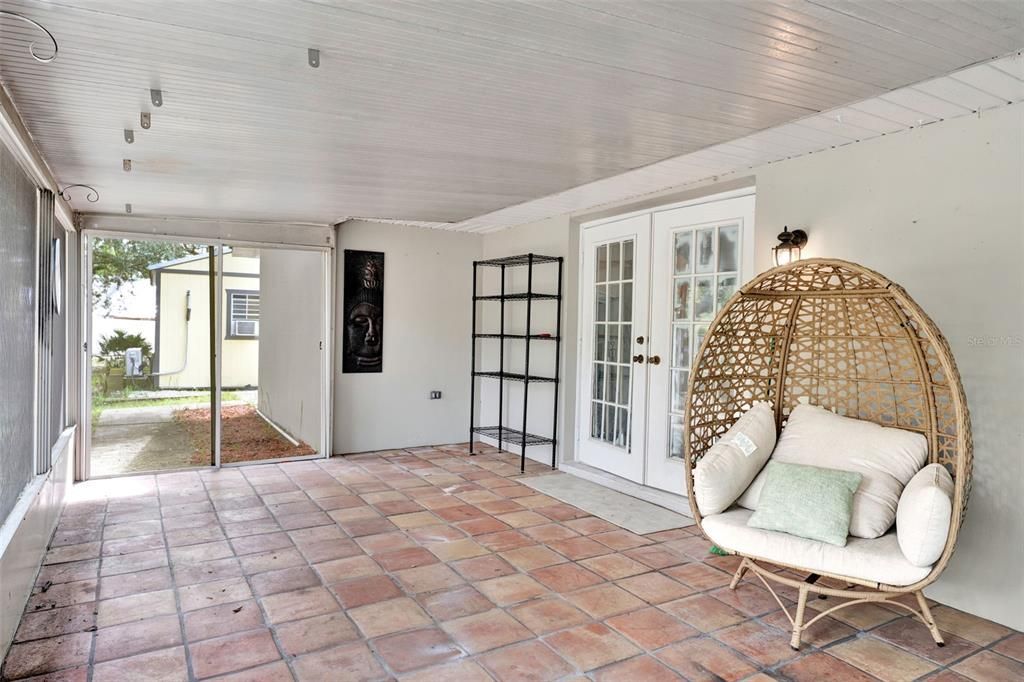 For Sale: $675,000 (3 beds, 2 baths, 1530 Square Feet)