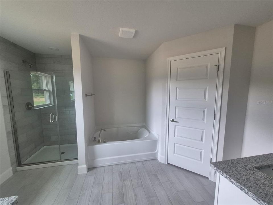 For Sale: $557,750 (4 beds, 3 baths, 2265 Square Feet)