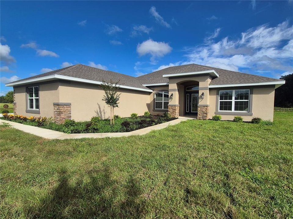 For Sale: $557,750 (4 beds, 3 baths, 2265 Square Feet)