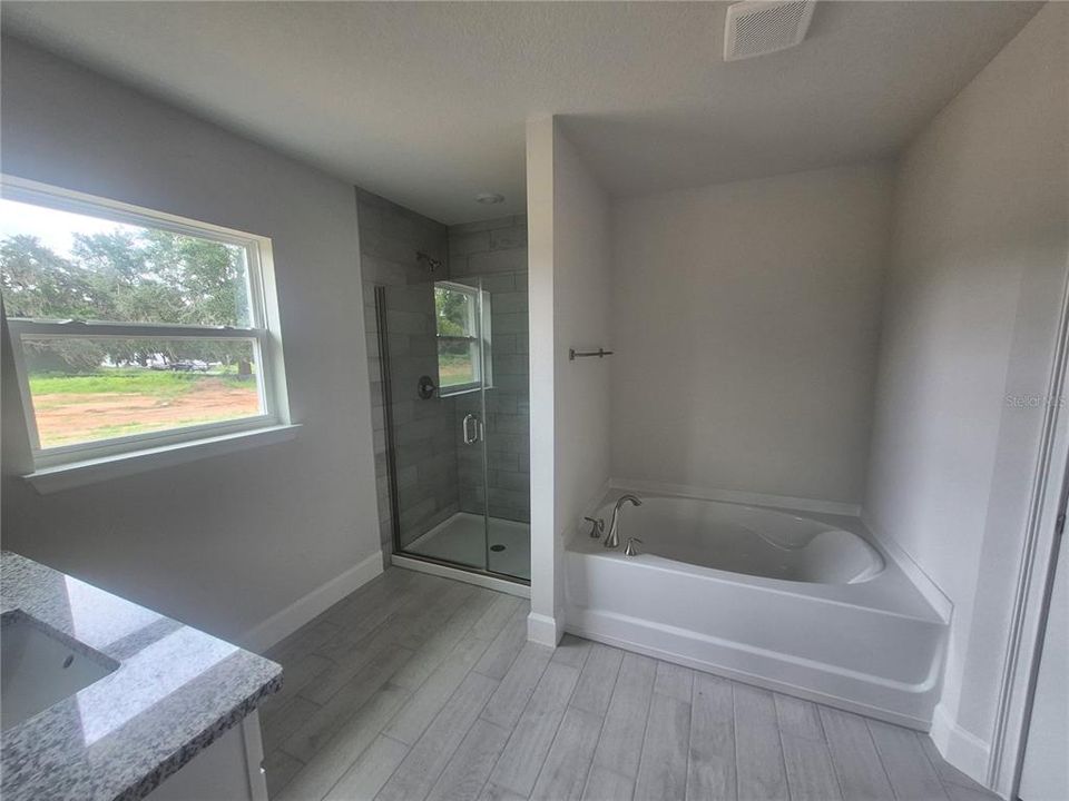 For Sale: $557,750 (4 beds, 3 baths, 2265 Square Feet)