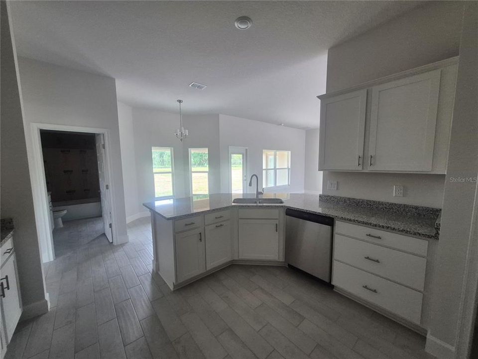 For Sale: $557,750 (4 beds, 3 baths, 2265 Square Feet)