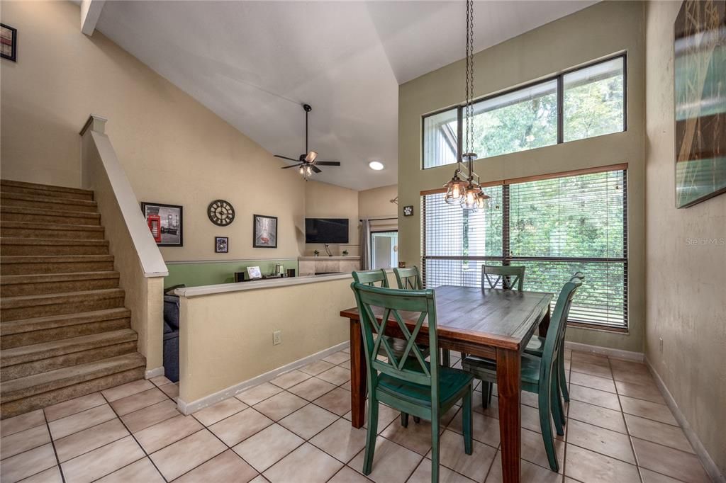 Active With Contract: $185,000 (2 beds, 2 baths, 1340 Square Feet)