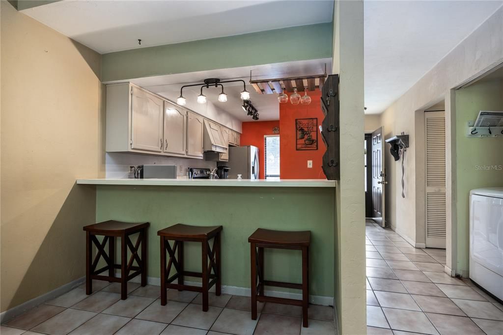 Active With Contract: $185,000 (2 beds, 2 baths, 1340 Square Feet)