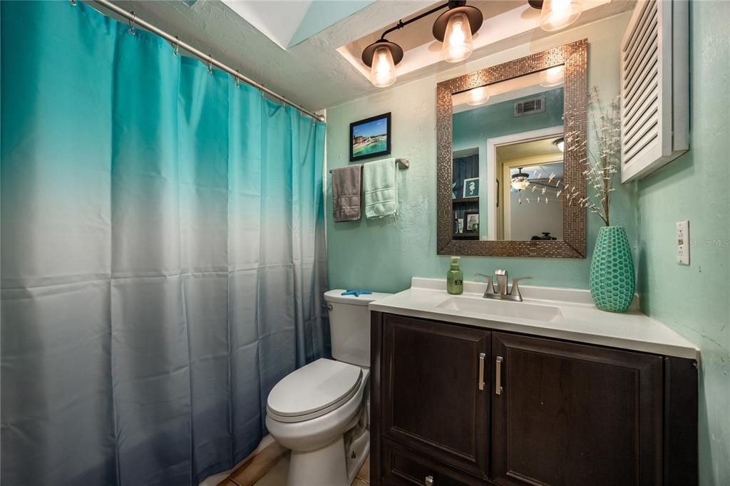 Active With Contract: $185,000 (2 beds, 2 baths, 1340 Square Feet)