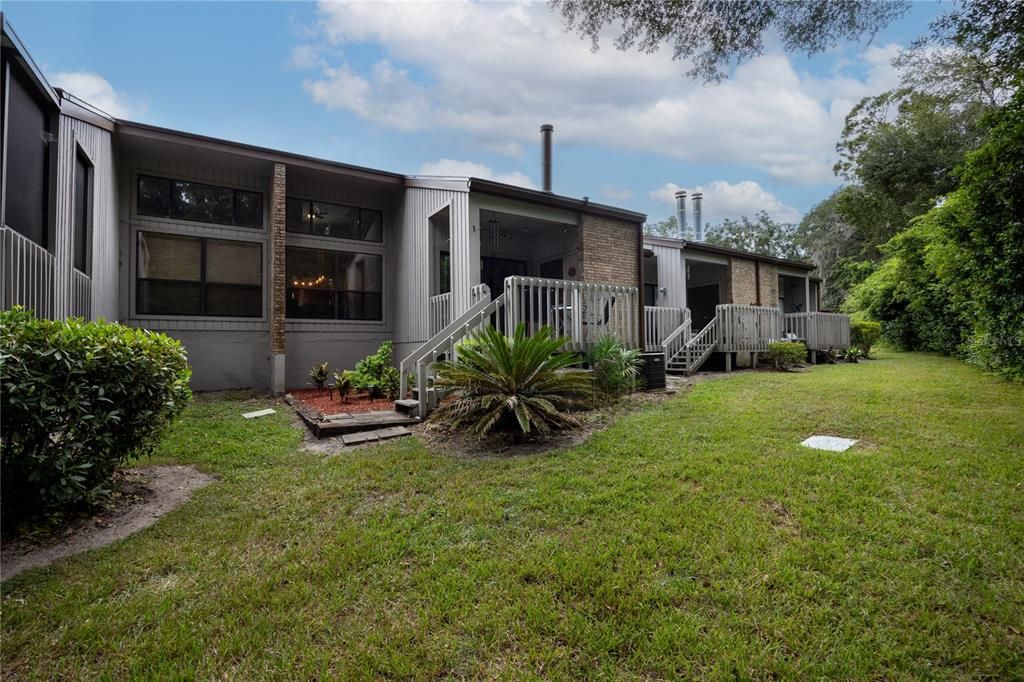 Active With Contract: $185,000 (2 beds, 2 baths, 1340 Square Feet)