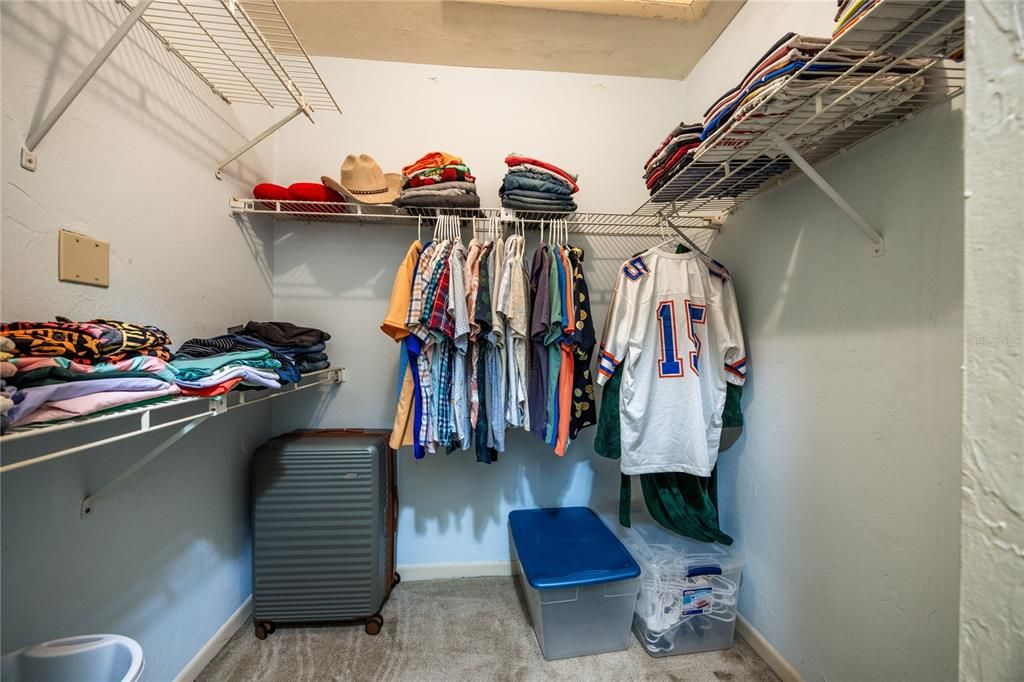 Active With Contract: $185,000 (2 beds, 2 baths, 1340 Square Feet)