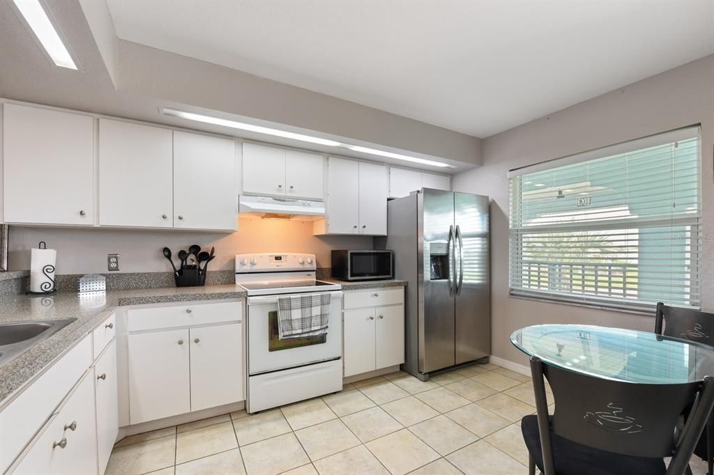 For Rent: $1,950 (2 beds, 2 baths, 1164 Square Feet)