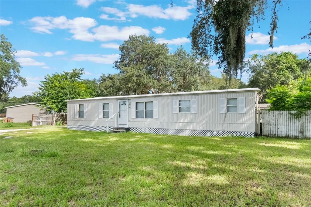 En Venta: $290,000 (4 camas, 2 baños, 1512 Pies cuadrados)