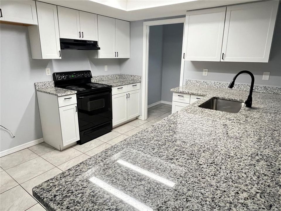 For Rent: $1,900 (4 beds, 2 baths, 1700 Square Feet)