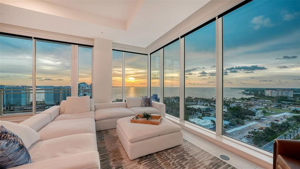 For Sale: $4,600,000 (3 beds, 3 baths, 3962 Square Feet)