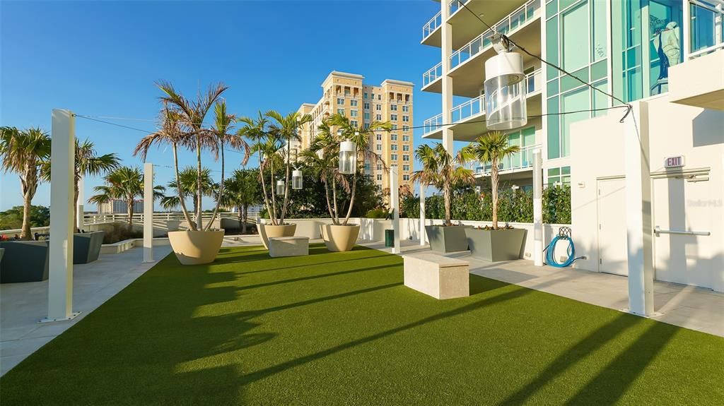 For Sale: $4,600,000 (3 beds, 3 baths, 3962 Square Feet)