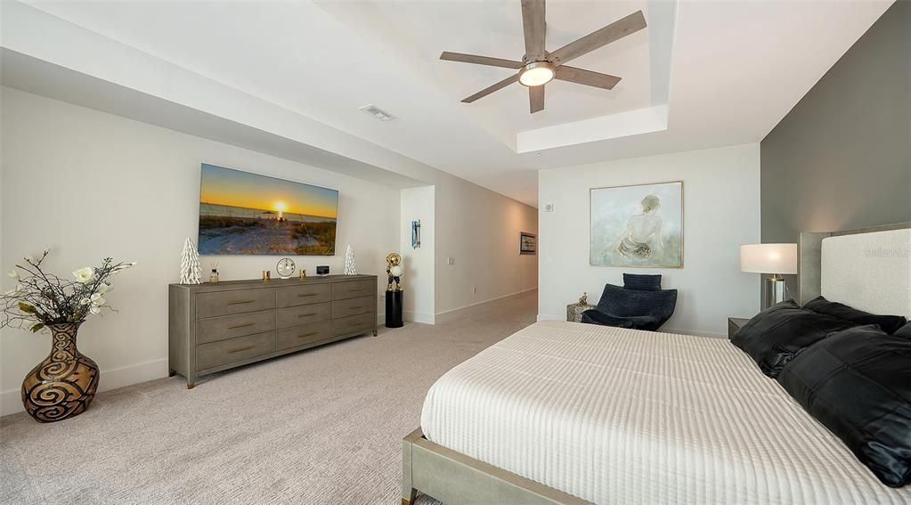 For Sale: $4,600,000 (3 beds, 3 baths, 3962 Square Feet)