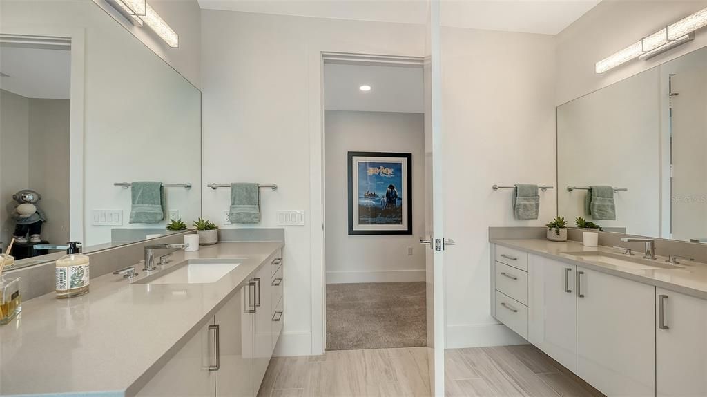 For Sale: $4,600,000 (3 beds, 3 baths, 3962 Square Feet)