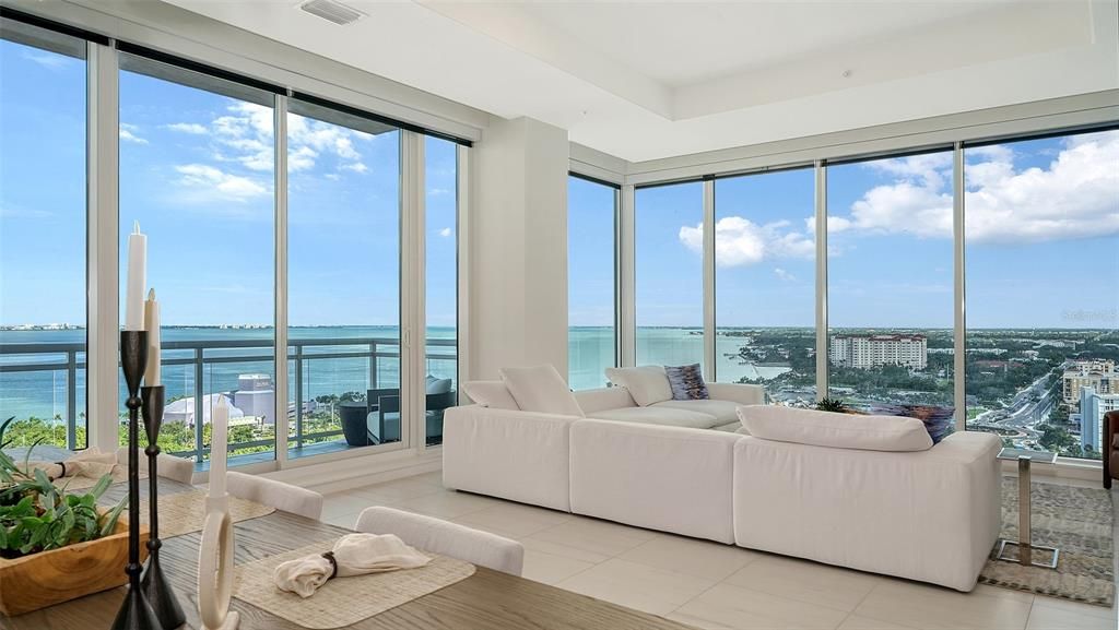 For Sale: $4,600,000 (3 beds, 3 baths, 3962 Square Feet)