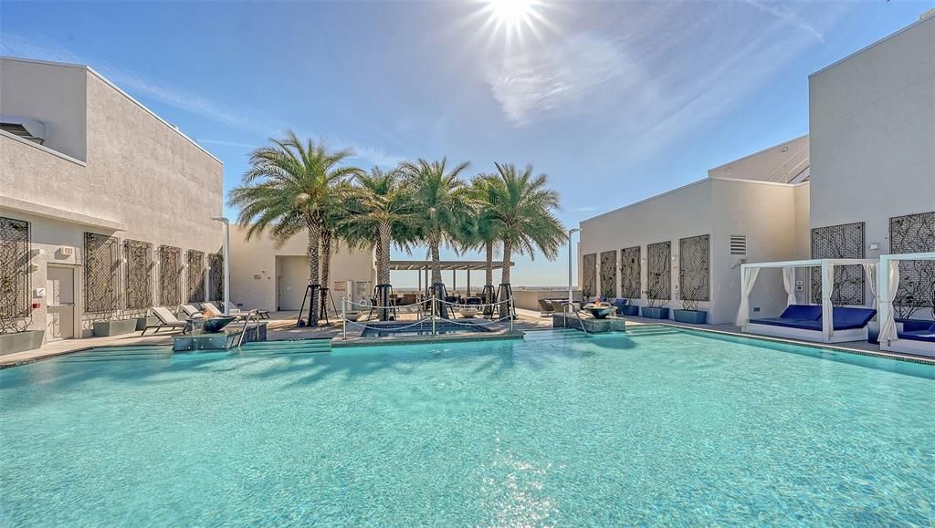 For Sale: $4,600,000 (3 beds, 3 baths, 3962 Square Feet)