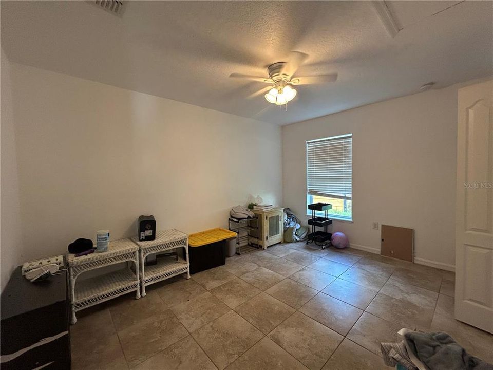 For Rent: $2,500 (4 beds, 2 baths, 1874 Square Feet)