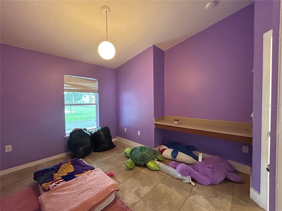 For Rent: $2,500 (4 beds, 2 baths, 1874 Square Feet)