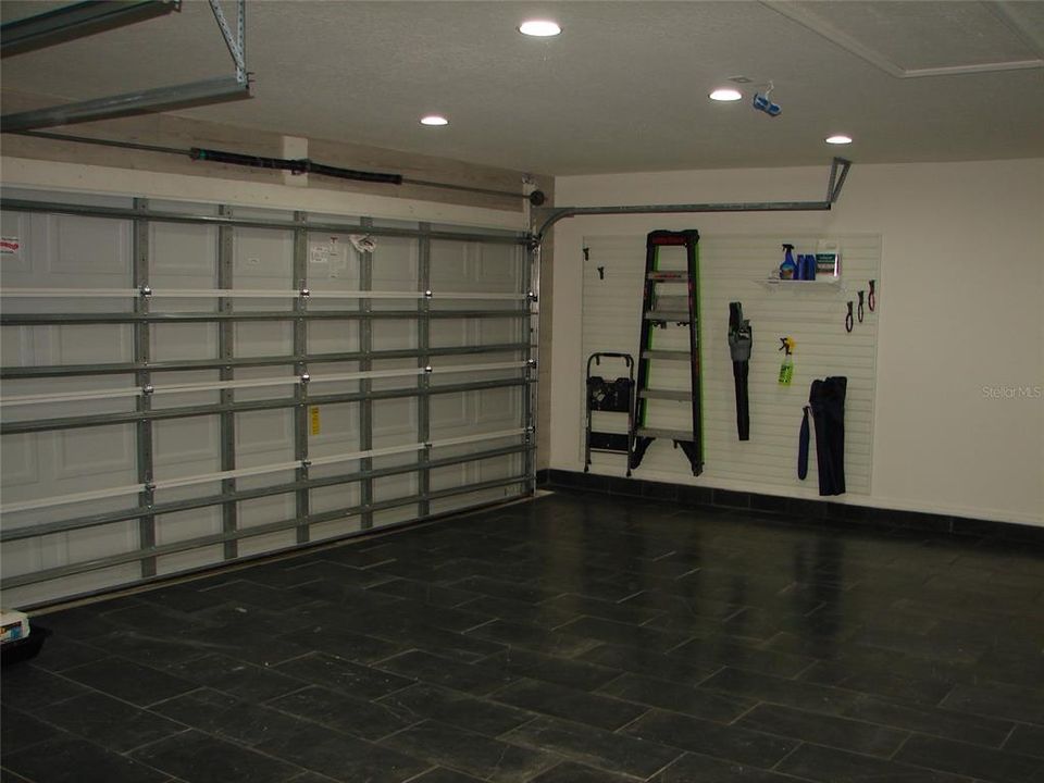 В аренду: $2,200 (4 спален, 2 ванн, 1806 Квадратных фут)