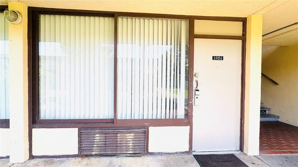 For Rent: $849 (1 beds, 1 baths, 276 Square Feet)