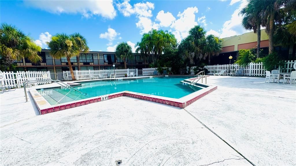 For Rent: $849 (1 beds, 1 baths, 276 Square Feet)