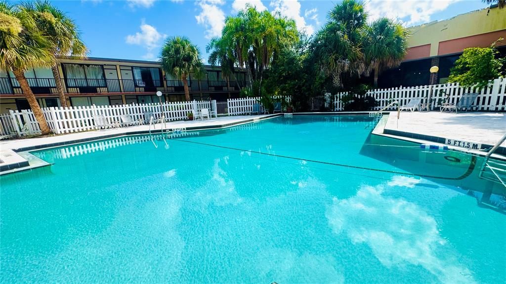 For Rent: $849 (1 beds, 1 baths, 276 Square Feet)