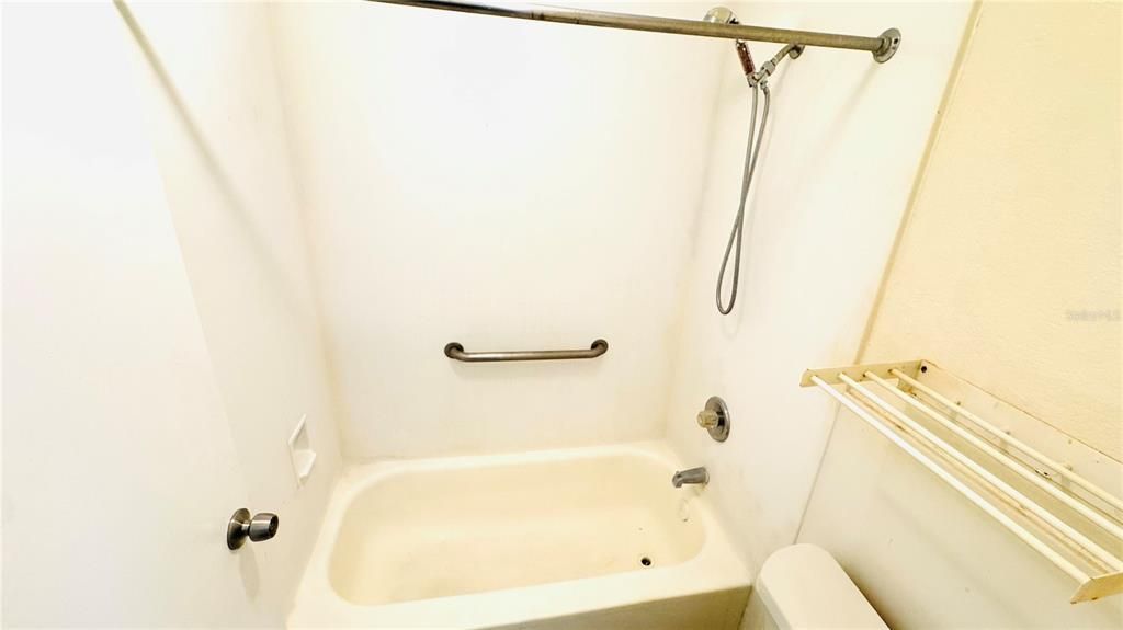 For Rent: $849 (1 beds, 1 baths, 276 Square Feet)