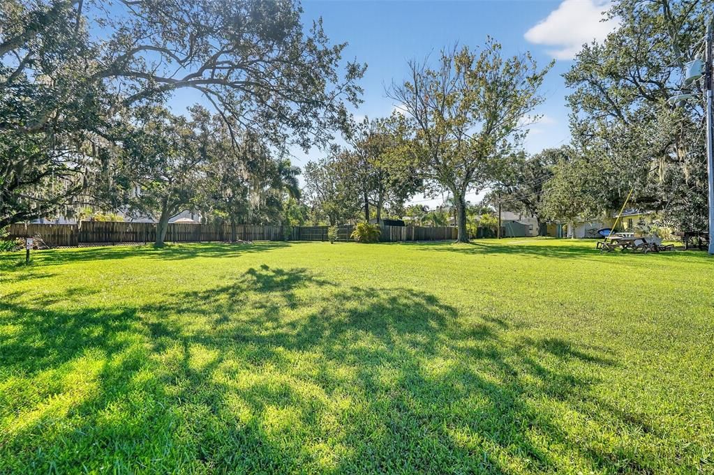 Active With Contract: $2,047,000 (0 beds, 0 baths, 3106 Square Feet)