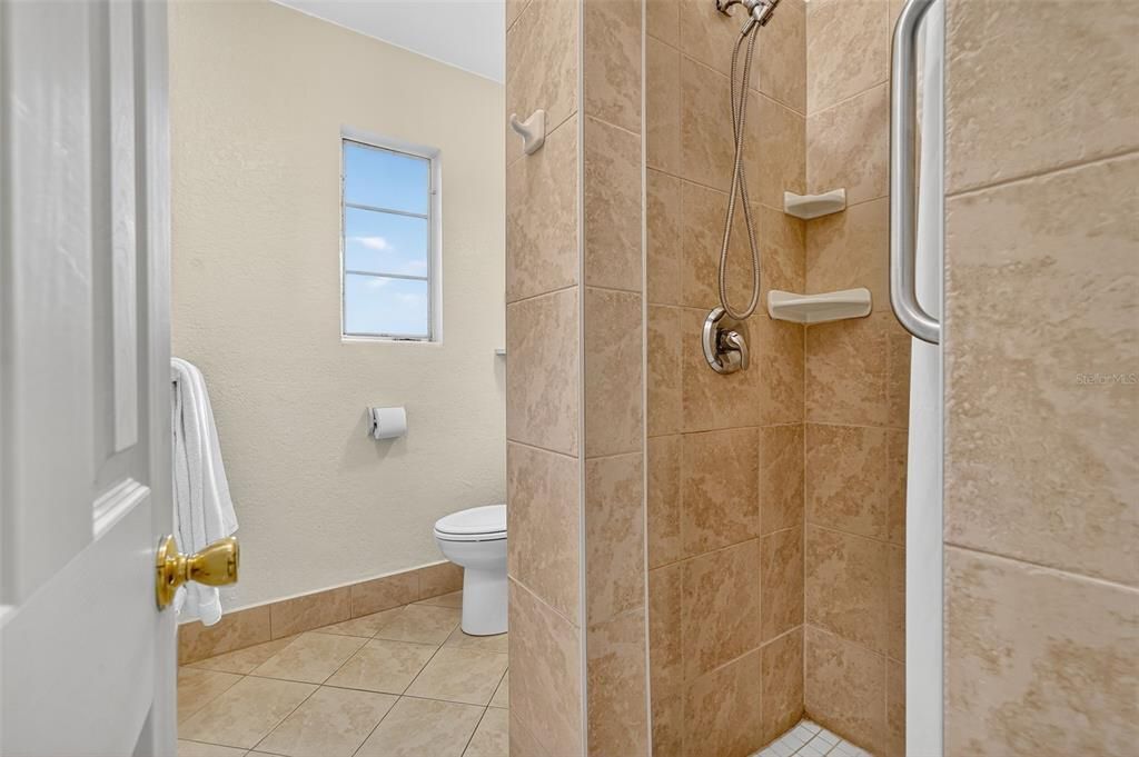 Active With Contract: $2,047,000 (0 beds, 0 baths, 3106 Square Feet)