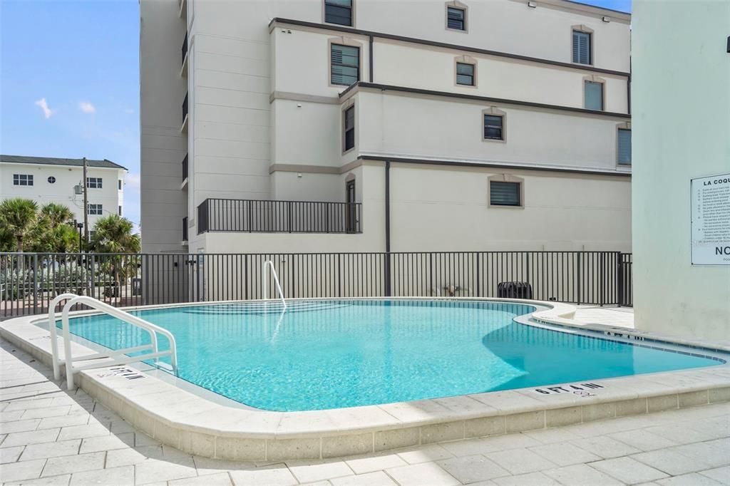 En Venta: $415,000 (1 camas, 1 baños, 706 Pies cuadrados)