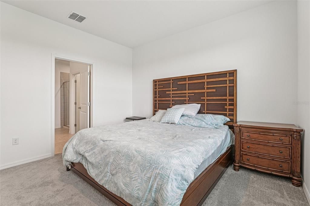 Active With Contract: $362,500 (3 beds, 2 baths, 1589 Square Feet)