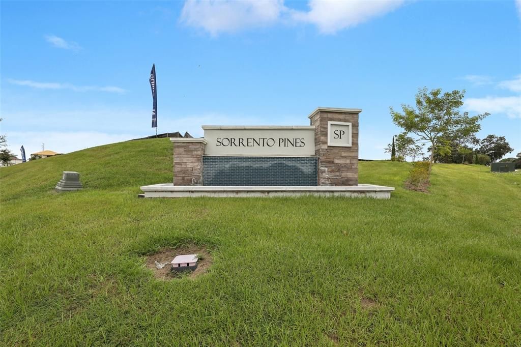 Active With Contract: $362,500 (3 beds, 2 baths, 1589 Square Feet)