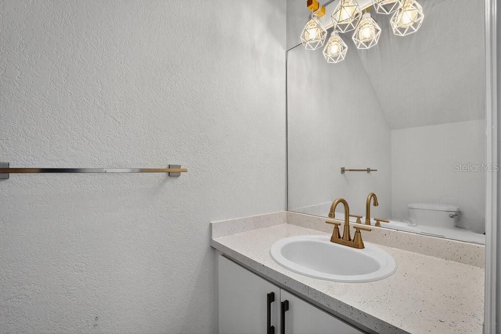 For Sale: $356,500 (3 beds, 2 baths, 1608 Square Feet)