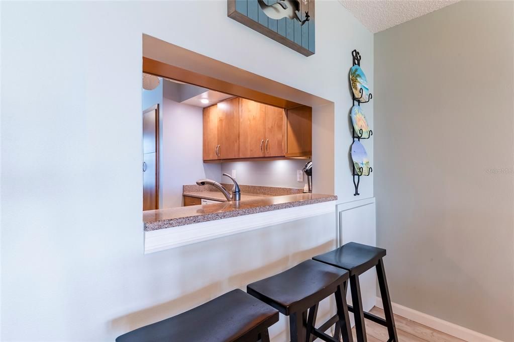 出租: $3,200 (2 贝兹, 2 浴室, 1486 平方英尺)