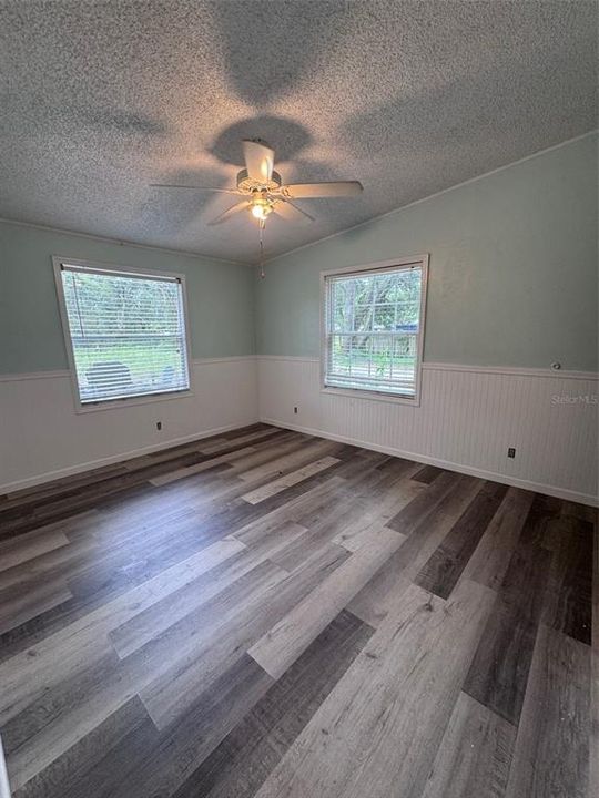 For Rent: $2,100 (3 beds, 2 baths, 1600 Square Feet)