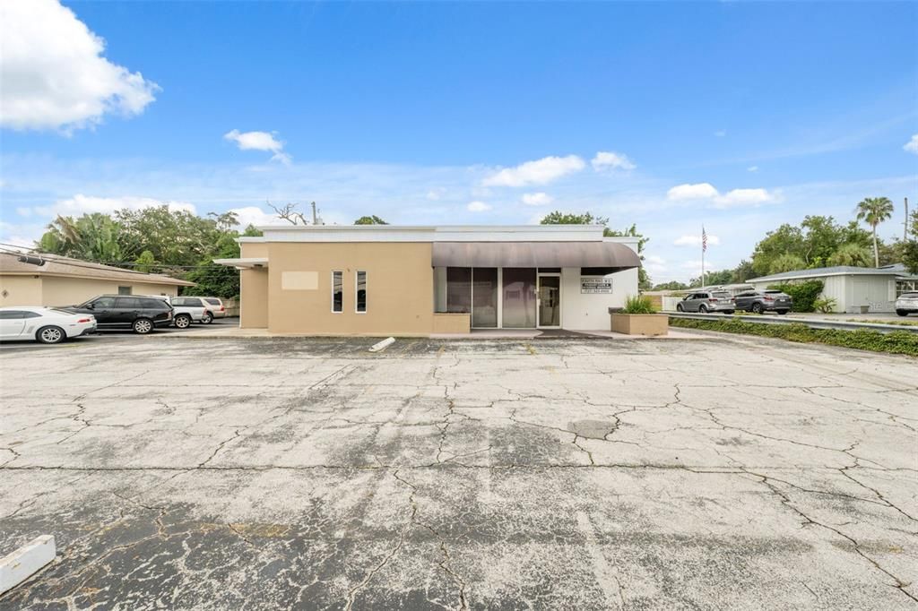 For Sale: $669,000 (0 beds, 0 baths, 2660 Square Feet)