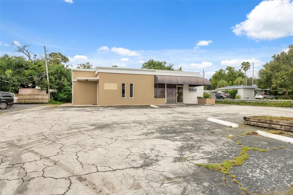 For Sale: $669,000 (0 beds, 0 baths, 2660 Square Feet)