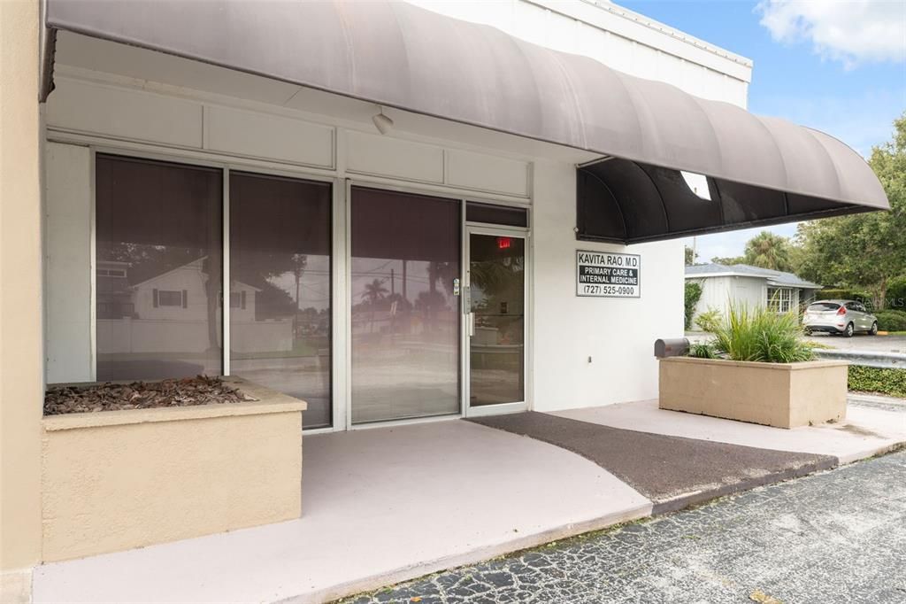 For Sale: $669,000 (0 beds, 0 baths, 2660 Square Feet)