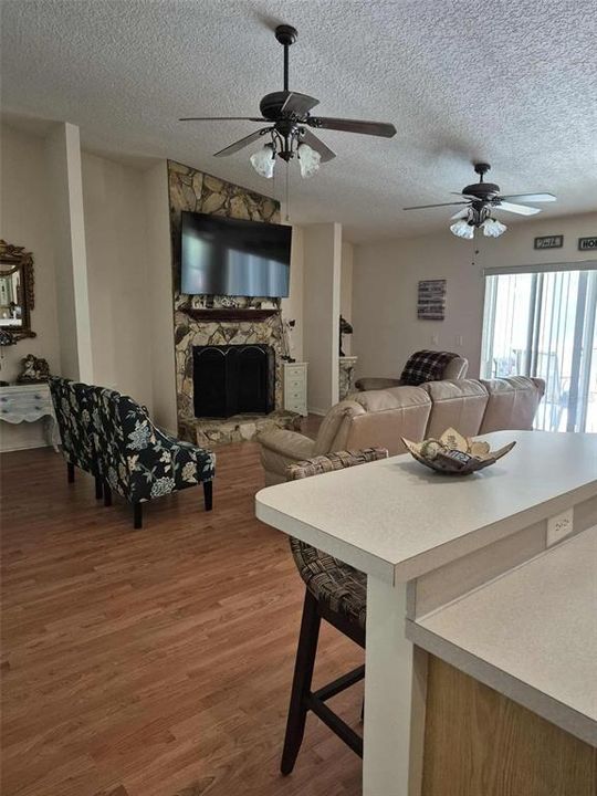 For Rent: $3,200 (3 beds, 2 baths, 2224 Square Feet)