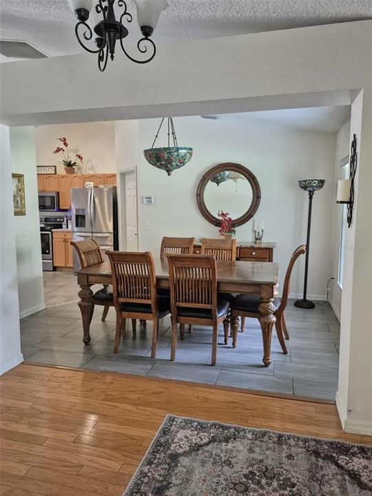 For Rent: $3,200 (3 beds, 2 baths, 2224 Square Feet)