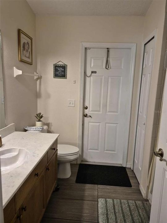 For Rent: $3,200 (3 beds, 2 baths, 2224 Square Feet)