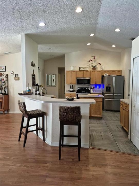 For Rent: $3,200 (3 beds, 2 baths, 2224 Square Feet)
