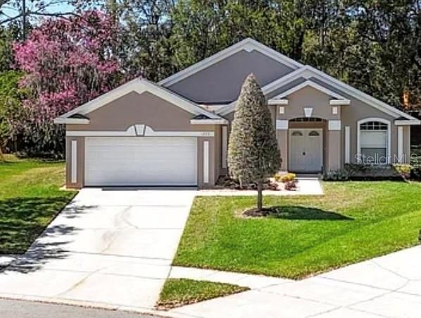 Недавно арендовано: $2,700 (4 спален, 2 ванн, 1733 Квадратных фут)