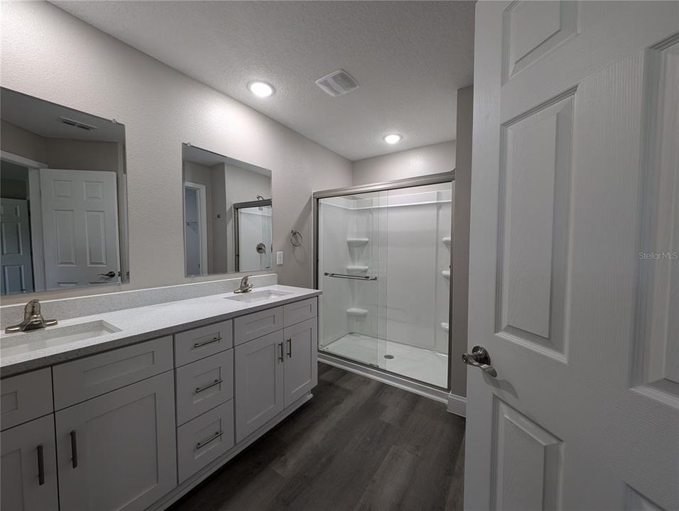 En Renta: $2,050 (3 camas, 2 baños, 1656 Pies cuadrados)