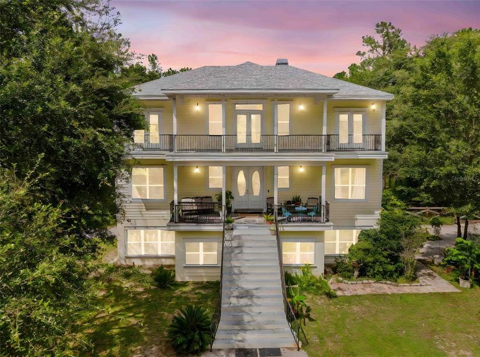 For Sale: $875,000 (5 beds, 4 baths, 2846 Square Feet)