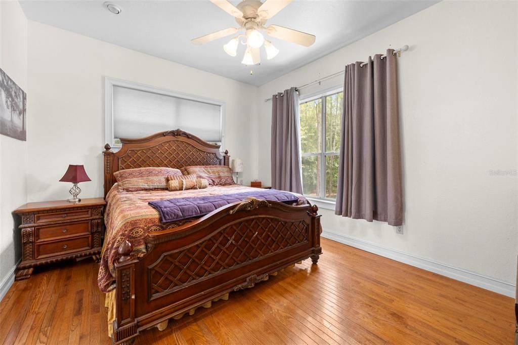 For Sale: $875,000 (5 beds, 4 baths, 2846 Square Feet)