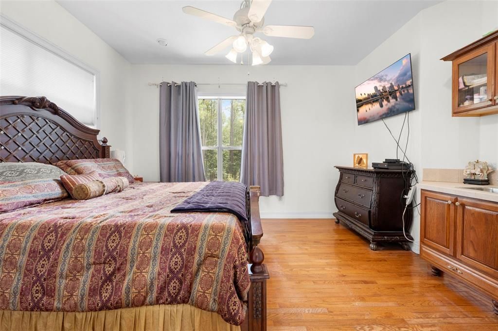 For Sale: $875,000 (5 beds, 4 baths, 2846 Square Feet)