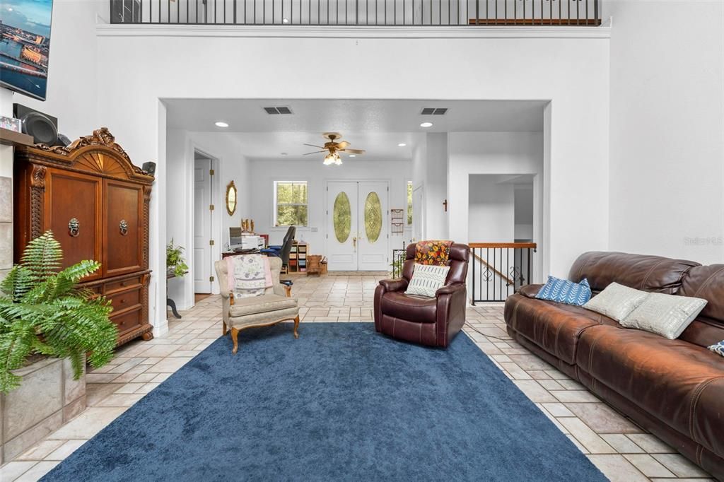 For Sale: $875,000 (5 beds, 4 baths, 2846 Square Feet)