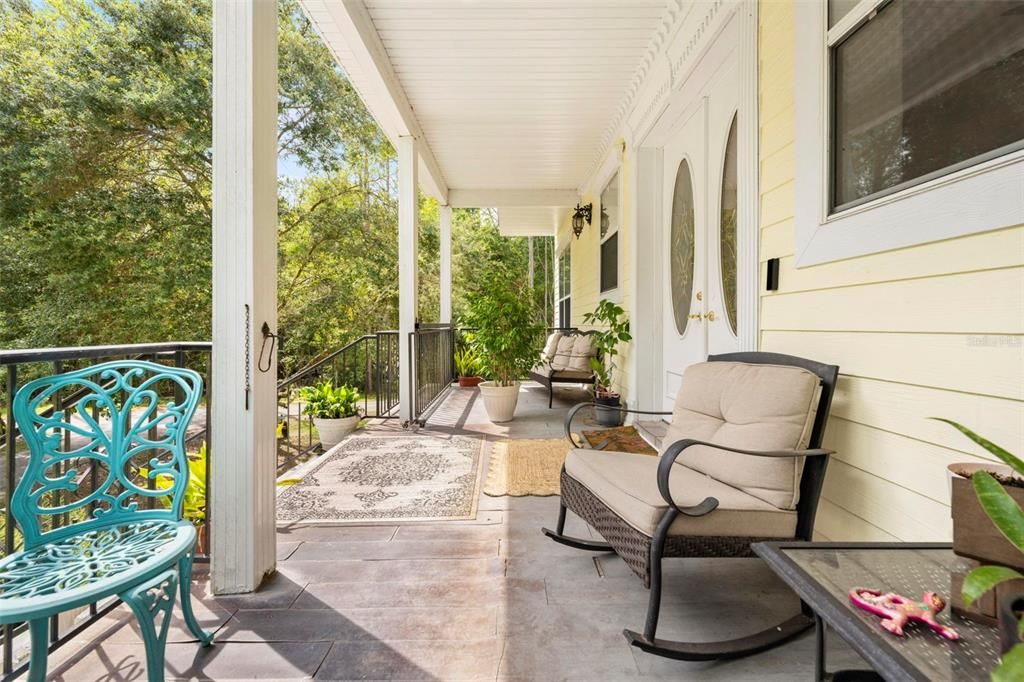 For Sale: $875,000 (5 beds, 4 baths, 2846 Square Feet)